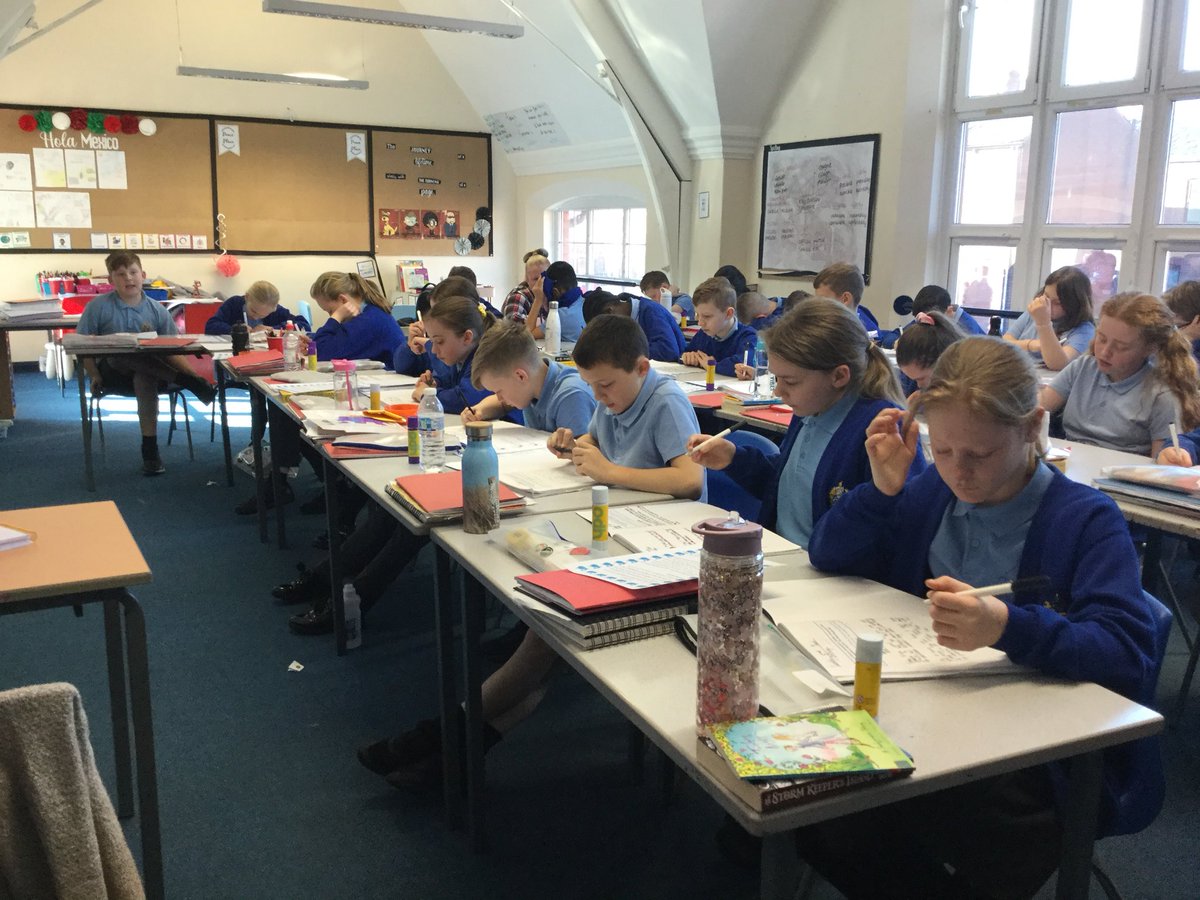 LSTClass_14's tweet photo. Outstanding focus and concentration in writing as always! https://t.co/GcF1P2WfXj