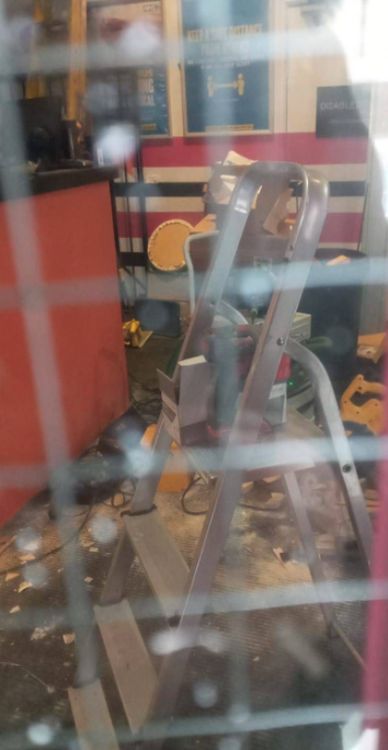 lae_exposed's tweet photo. 10. Apparently very high. 

Despite only being open for 2 weeks the facility has already been closed due to construction work. No alternative site has been offered. 

#LAExposed https://t.co/ob2S2qQYNF