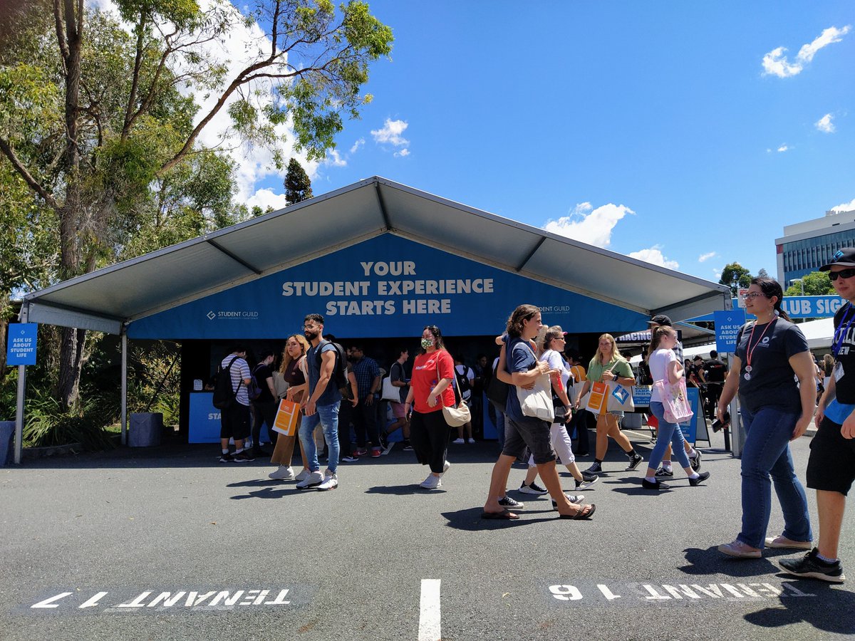 the_gobetween's tweet photo. Great to see so many students back on campus today @Griffith_Uni for #OWeek https://t.co/g3DNYAMDT8