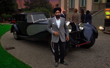 petervirdeefc's tweet photo. Peter Virdee – Rolls Royce Invites Customers For Exclusive Dinner in Assembly Plant

https://t.co/ln7svhc8BQ

#petervirdee
 #petervirdeefanclub #petervirdeecarcollection https://t.co/Xz0HhUwKz0