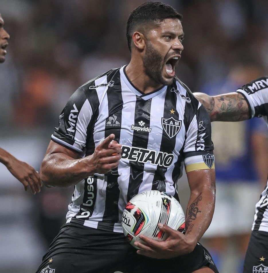 🚨 The City Football Group have made an offer of $200 million to buy 51% of the shares of the Brazilian club Atletico Mineiro! 🇧🇷

(Source: Globo)