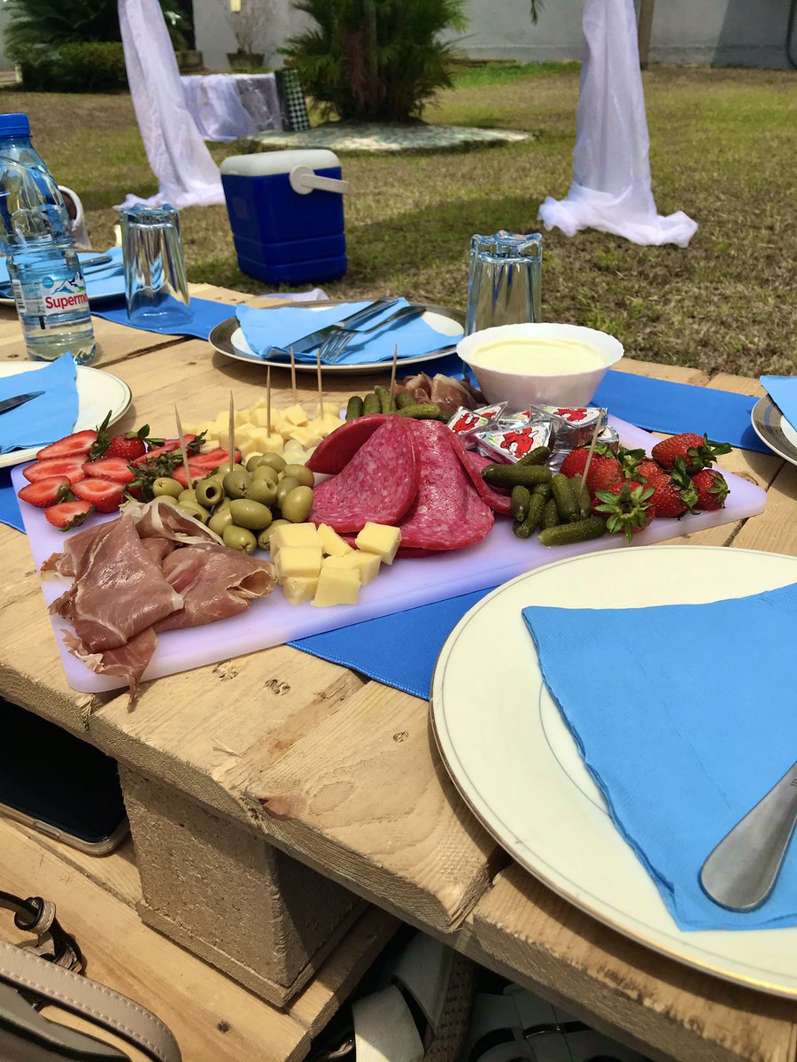 beka_joan's tweet photo. Le #ZeBrunch du 06/03/2022 était magnifique 🤤🇨🇲❤️🙏🏾 #tweeter237 https://t.co/X8dN2XukY7
