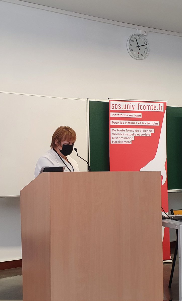 fc_univ's tweet photo. [#ENGAGÉSENSEMBLE] 

🔴LIVE🔴 

En ce 8 mars, journée internationale des droits des femmes, @WoronoffMacha, présidente de l'université de Franche-Comté, ouvre la conférence : Prévenir les discriminations.

#JourneeDesDroitsDesFemmes https://t.co/HrM8rxfrEt