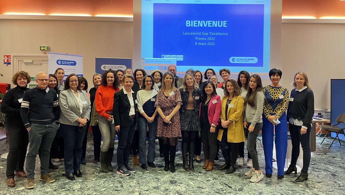 CCI94's tweet photo. Bienvenue aux lauréates de cette édition 2022 de Sup'Excellence et merci à nos marraines et partenaires. L'entrepreneuriat au féminin fait partie de l'ADN de la CCI94 et ce toute l'année. Nous n'attendons pas d'être le #8mars pour mettre en avant nos cheffes d'entreprises https://t.co/Sz2QdQhg92