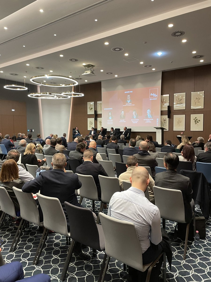BriceRobertAL's tweet photo. Merci à tous les intervenants et participants d’avoir participé à cette table ronde. Jean-Pascal Denys, @CevanTorossian, @quentinperinel, Marie du Gardin, Thierry Picq, Olivier de la Clergerie et Jean-Christophe Antoine #immobilier #lyon #conference https://t.co/d6tXrwM1EB