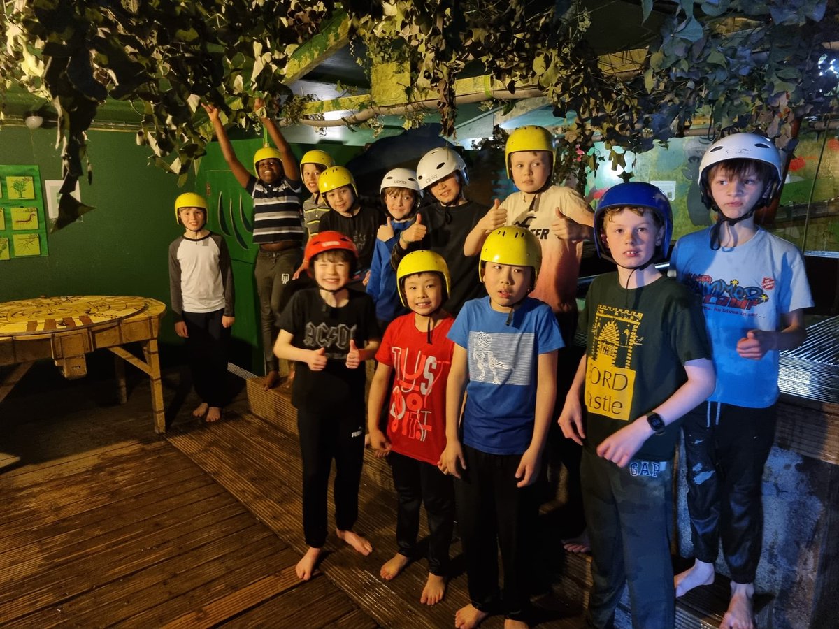 NSB_Boys's tweet image. They survived! #coldbutgold @RealRobinwood