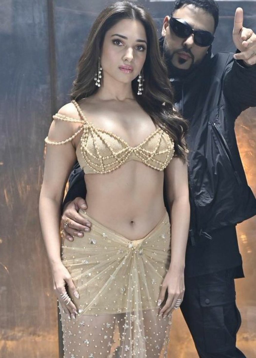 acviralhub's tweet photo. Tamannah 😍🔥😍 https://t.co/KAsJv2XwJM