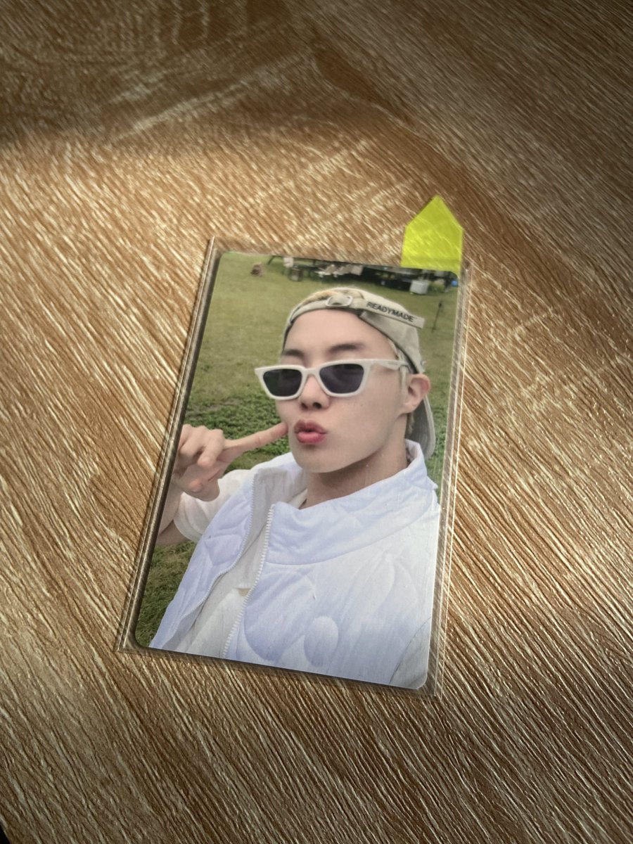 vwon111's tweet photo. hobi noot noot poke cheek specs ๐ฑ๐
thank u @0X1AGUST #agust_feedback ๐ฆ https://t.co/KunXzfE3zz