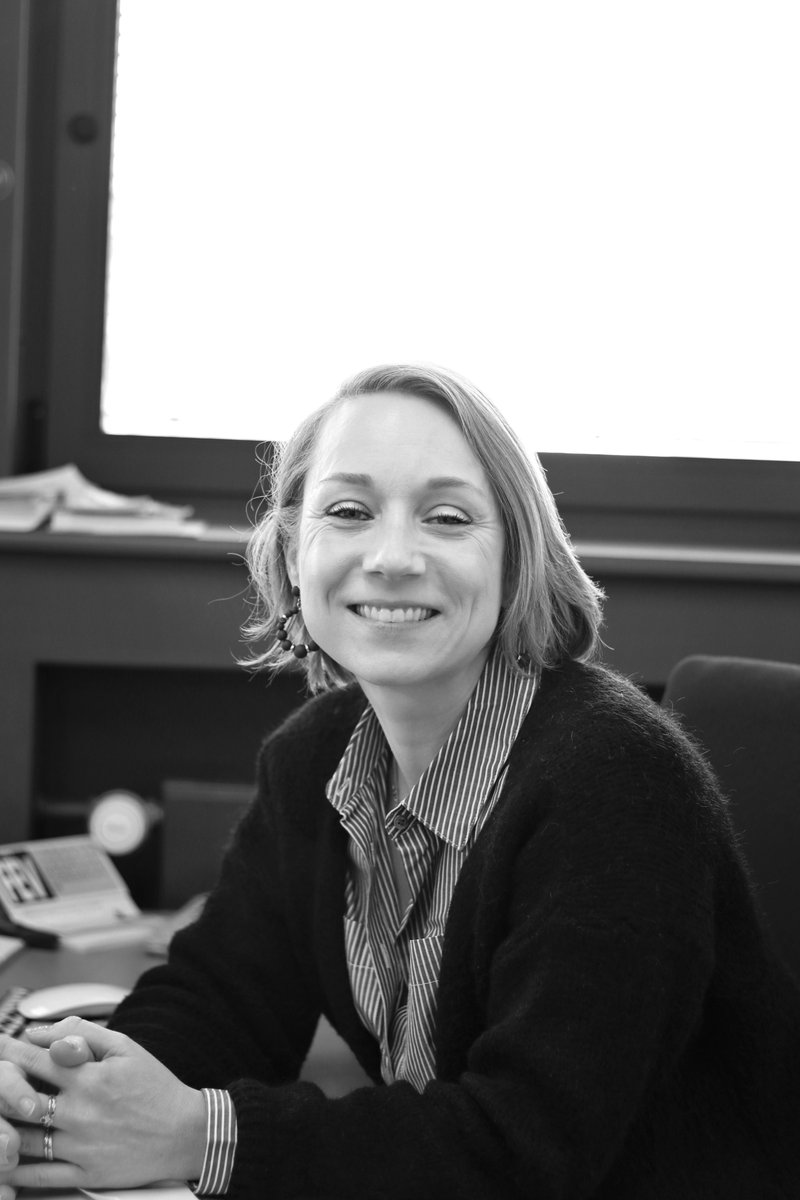 iEESParis's tweet photo. #iEES_les_femmes 👩🔬 | #journeeinternationaledesdroitsdesfemmes
Voici Dominique LAMY, enseignante chercheuse @ScienceSorbonne, qui étudie comment la diversité #microbienne varient sous pression #anthropique et les conséquences sur l’#écosystème.
🔗 https://t.co/POWrX5bBSu https://t.co/aQ8NlKBCGF