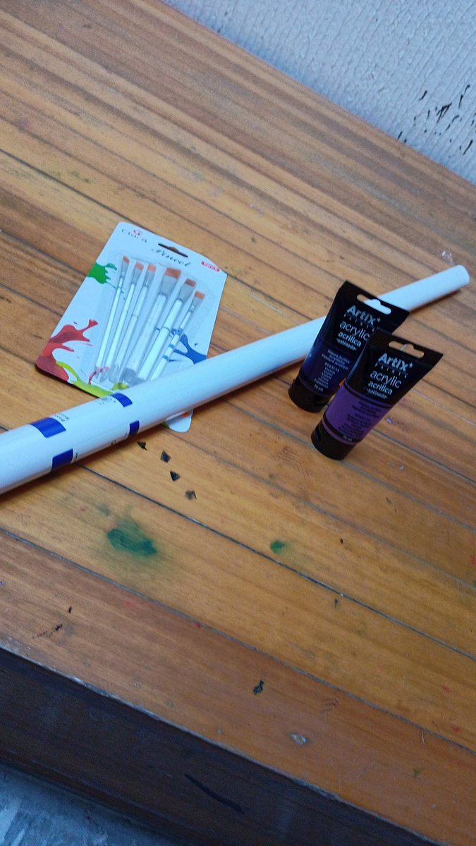 Este ano imos levar faixa! Non dubides en vir botarnos unha man (local de estudantes en historia) e en acompañarnos na mani das 19:00 en Compostela💜