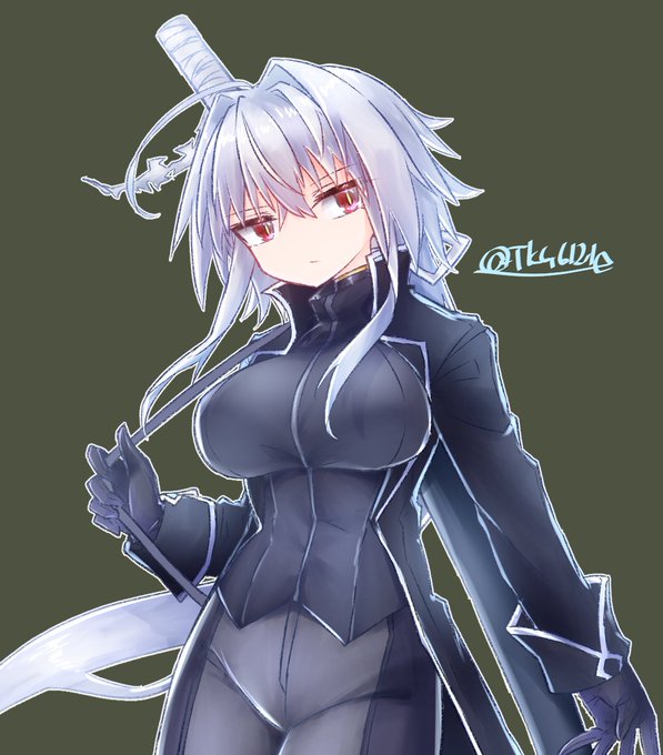 戦闘服っぽいチヒロさんです
髪が普段より長いのでこれは一昔前の姿なんですね 