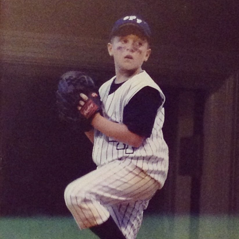 bonaccorso5's tweet photo. @joe_bono7 @julezbono @JamieBono7 @TMB375 Happy 26th Birthday to our son Joseph! We love you!#best son on the planet! https://t.co/Dq94P3iJnx