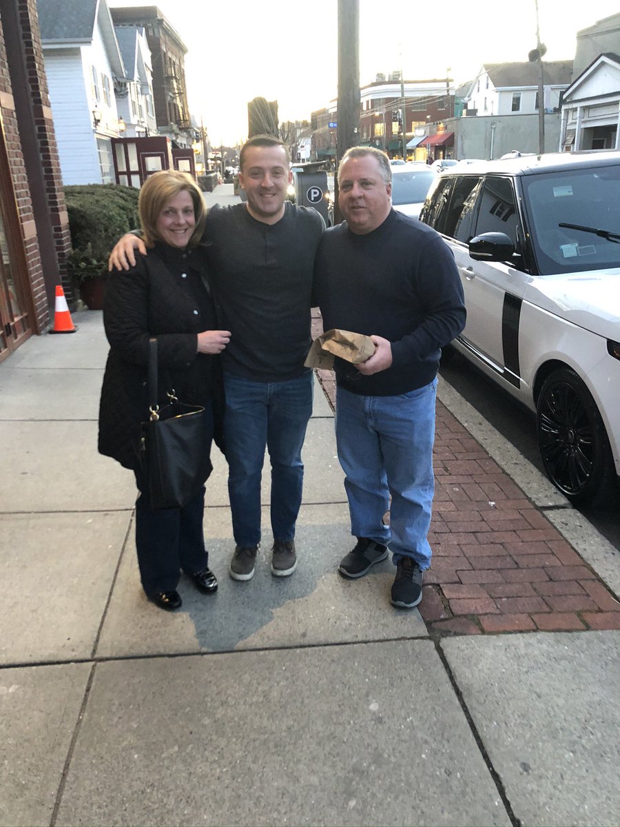 bonaccorso5's tweet photo. @joe_bono7 @julezbono @JamieBono7 @TMB375 Happy 26th Birthday to our son Joseph! We love you!#best son on the planet! https://t.co/Dq94P3iJnx