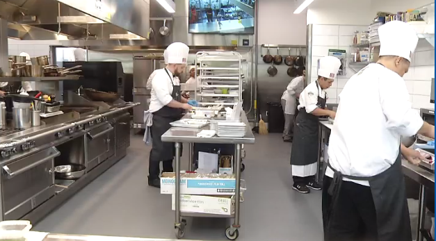 WSLSBrittany's tweet photo. ACF Culinary Team USA is here in Roanoke practicing for their world cup competition in Luxembourg! Coming up on @VirginiaToday10Β find out how these chefs are giving back to the students at Virginia Western Community College. #Roanke #ACFCulinaryTeam π½ https://t.co/2NnnzA7xxh
