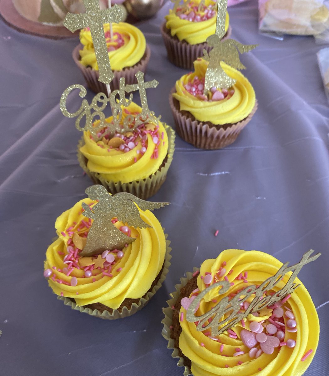MLTreatery's tweet photo. Creations for my daughter’s Christening in 4 💕 https://t.co/fGr65MiRRP