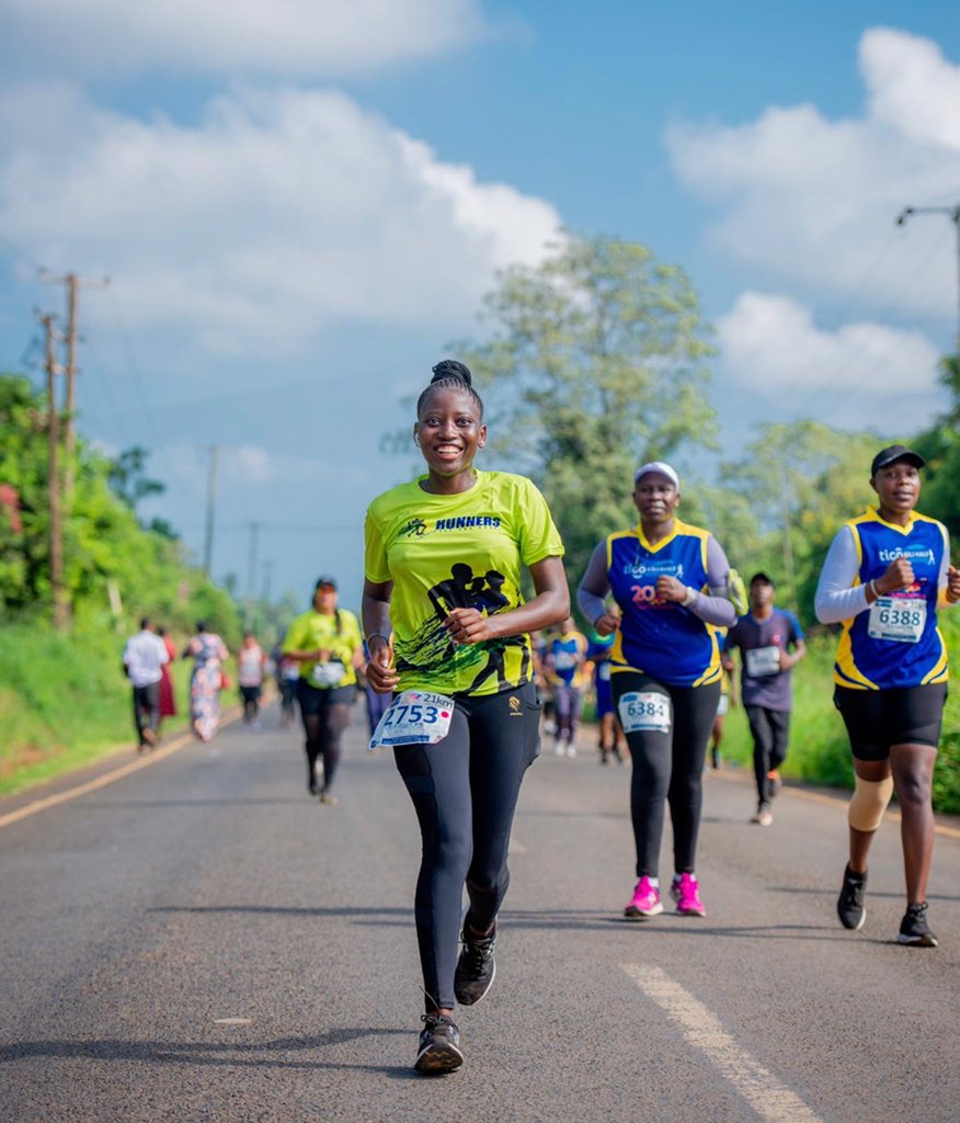 RunnersTanzania's tweet photo. Happy International Women's Day to our
fabulous female runners! 

Here's to strong women.
May We know them.
May we raise them
May we be them.

#IWD2022 
#runnerstanzania https://t.co/gCMjC4bi2J