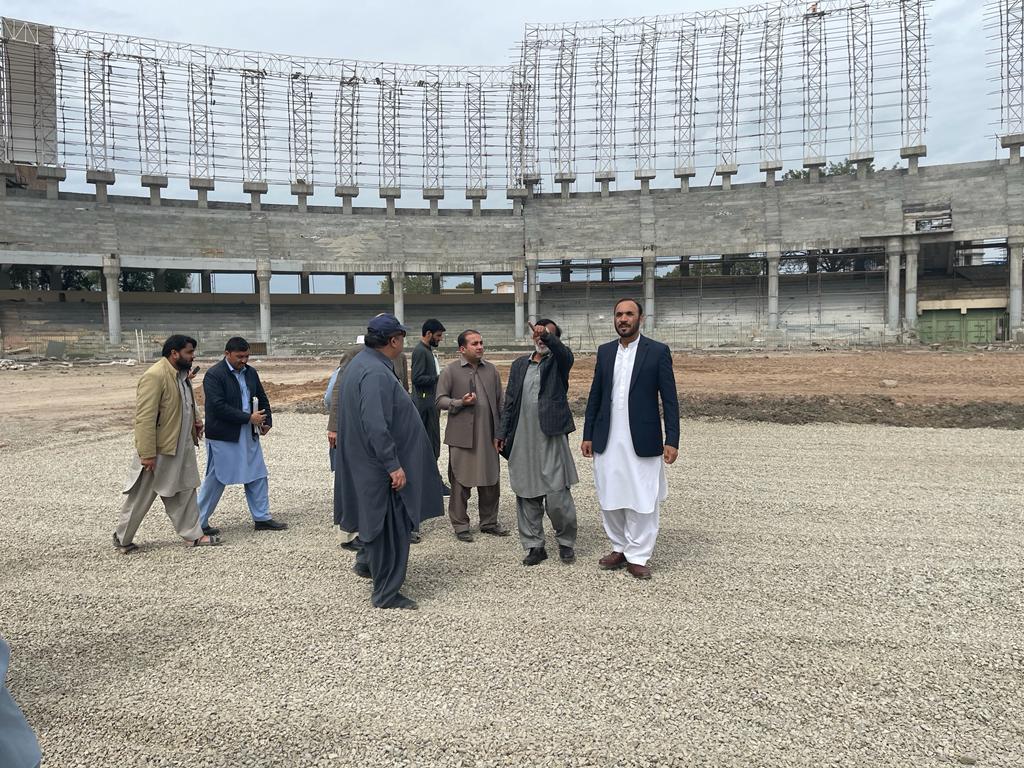 kpmne1's tweet photo. Monitoring of Mega project by Director General M&amp;E 
(Arbab Niaz Stadium Peshawar) https://t.co/tCKGAuszBD