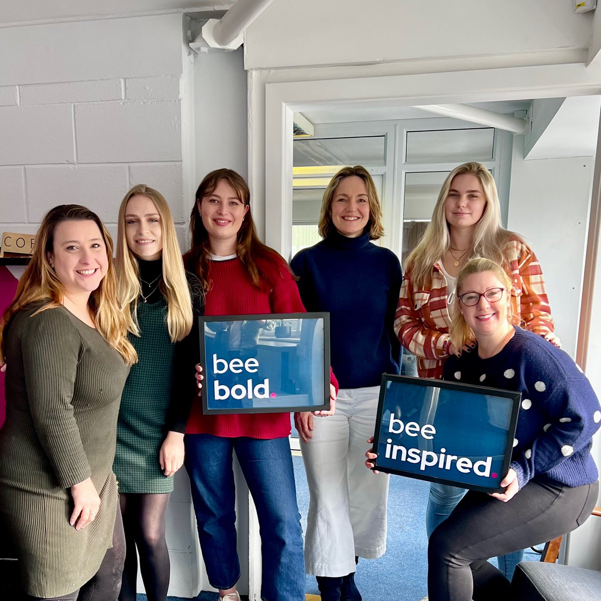 BlueBeeSolution's tweet photo. 💪Happy International Women's Day! 💪

As we celebrate women everywhere, here are the fantastic women we are super proud to have in our team! 🔵 🐝

#internationalwomensday2022 #celebratewomen #internationalwomensday #salisbury #beebold #beeinspired https://t.co/SzQP2Jzgyi