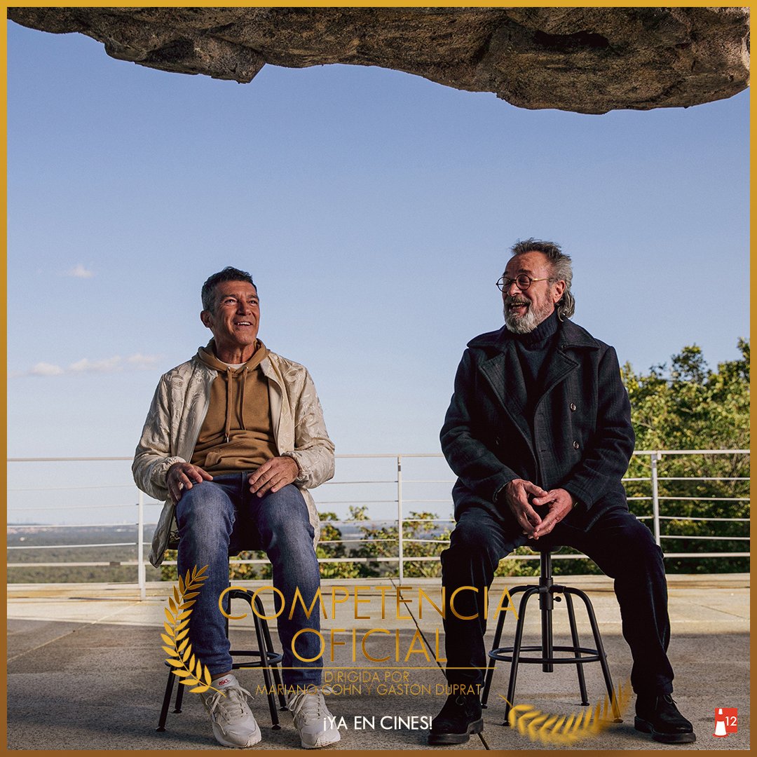 Cuando el mundo se te echa encima como una piedra de 5 toneladas sobre la cabeza... ¡Qué mejor que irse a ver una peli!

#CompetenciaOficial, ¡ya en cines! 🍿