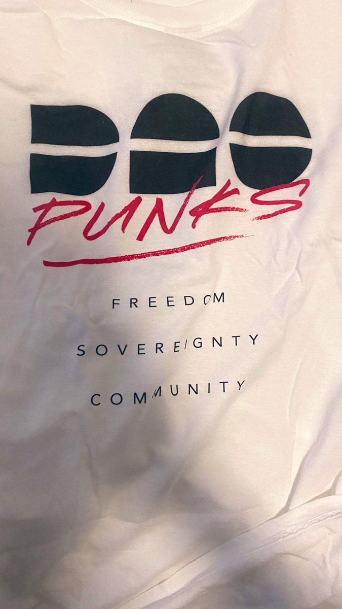 mustbesimo's tweet photo. I can’t wait to see what a #Punk can #DAO 

@DAOpunksNFT 

Just dao it

#web3community #daopunks #bankless https://t.co/5kXjLGzMwC