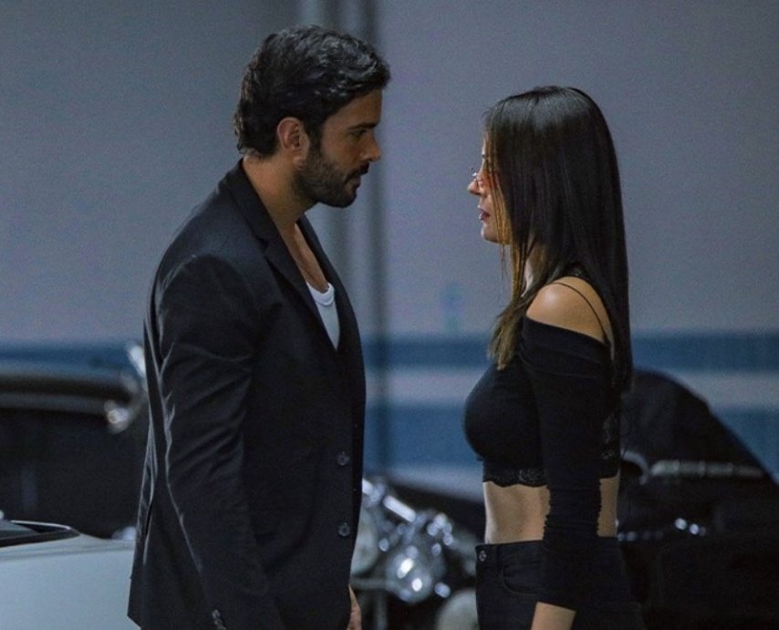 55esoo's tweet photo. Özledimm #arser imm🥺❤❤
#iremsak #barışarduç #çukur https://t.co/GYd4ofixu1