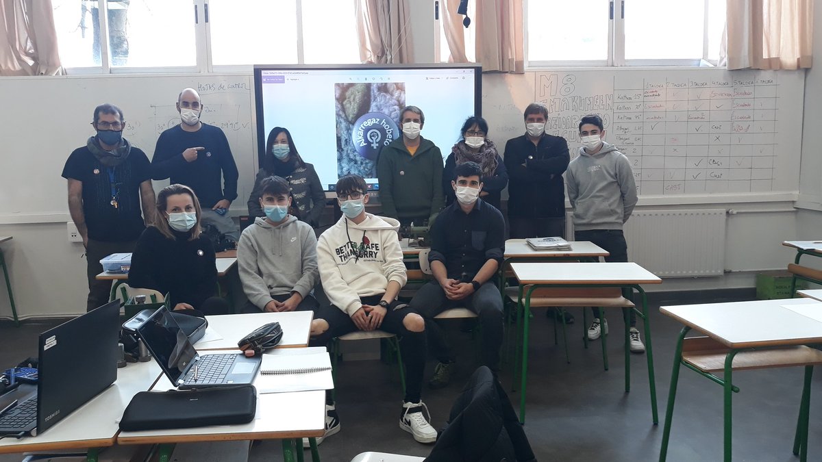 Bidebieta_FME's tweet photo. Fabrikazio Mekanikako lagunok ere gaurko eguna oroitu dugu.
ALKARREGAZ HOBETO!! https://t.co/rldWrvDWxM