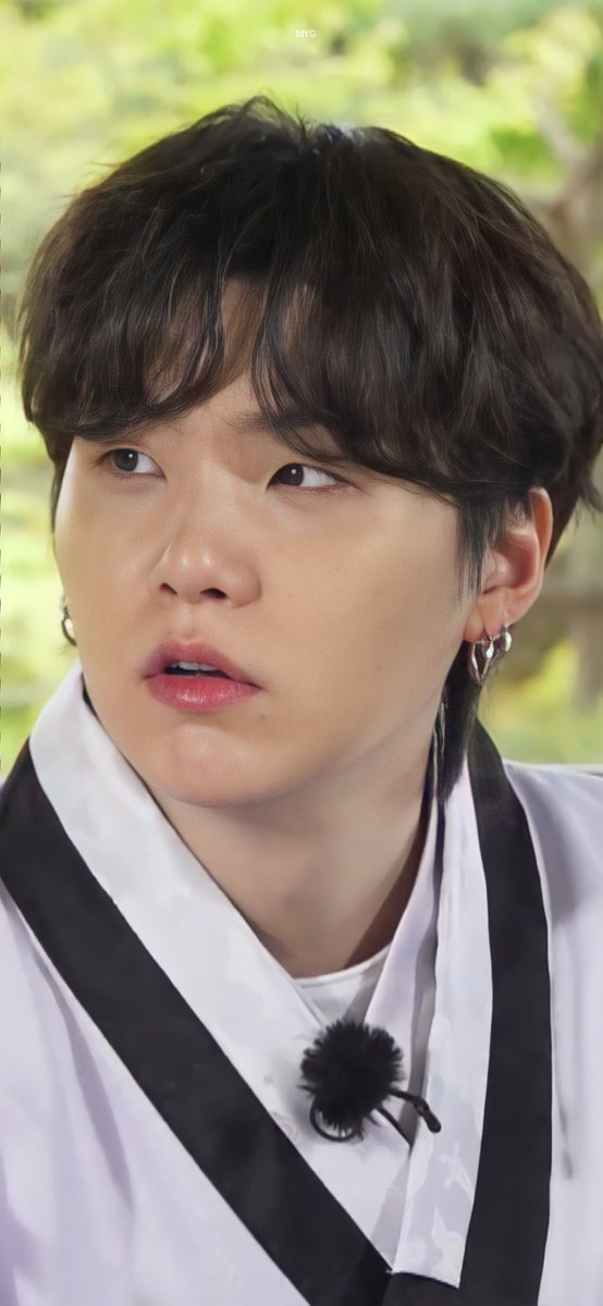 SWati1330's tweet photo. @indomyfess Masih buanyak😭but gak tau knp semua yg berhubungan sama Suga tuh gemesh semua keknya😌 https://t.co/3nRd45BhMp
