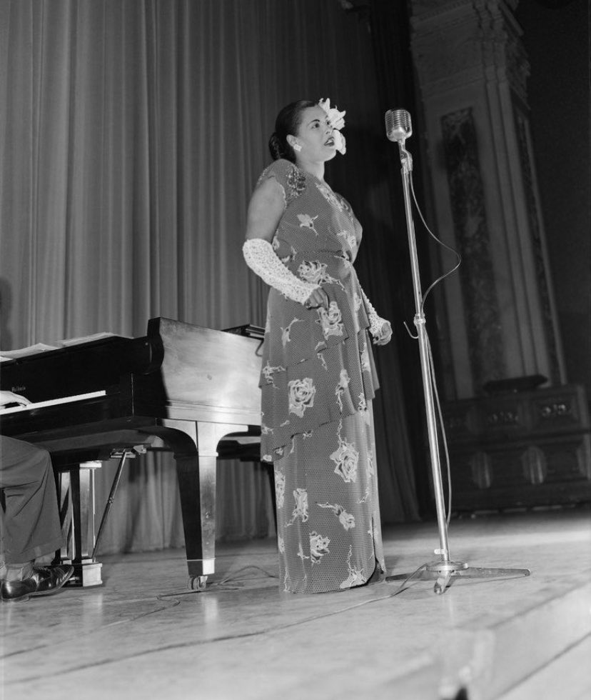 🎸Share The Muse🎸 Happy International Women’s Day! On this special day I want to honor my fav singer Billie Holiday! #InternationalWomensDay #billieholiday