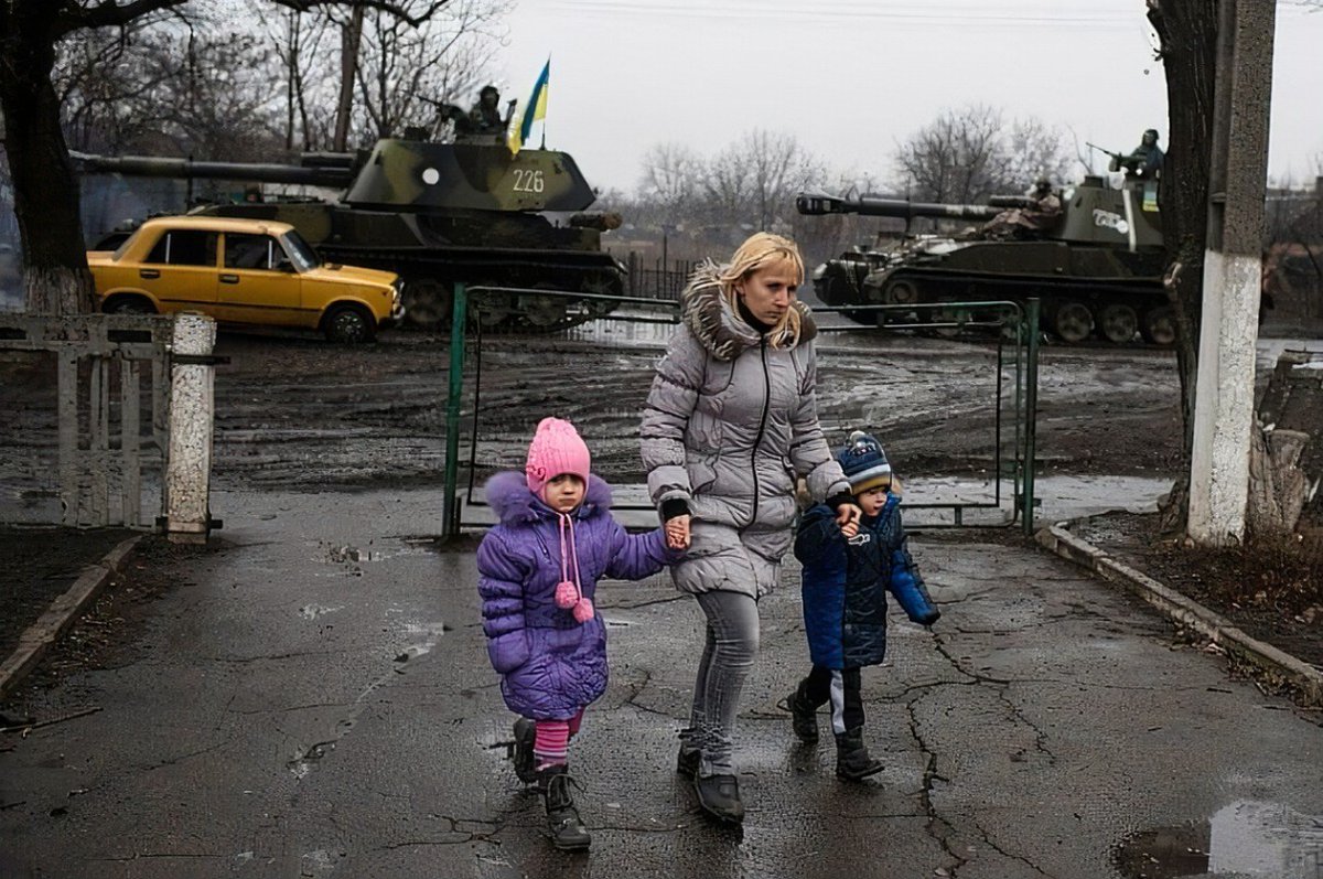 On #internationalwomensday I usually think about the incredible women paving the way in the sports tech industry. But this year feels different, this year I'm thinking about the mothers, grandmothers, sisters who are fleeing for safety. This day my thoughts are with you #ukraine