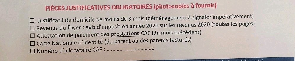EmmanuelViv's tweet photo. Ah bah je remets la photo de mes dernières démarches avec ma ville de résidence :) #compiegne #arcba https://t.co/EAhv4J0U47