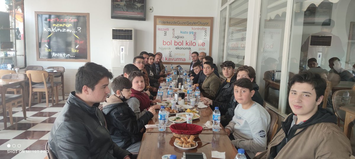 SehitNaci's tweet photo. AHENK Projesi kapsamında lise mesleki alan değerlendirme 2. sınavında ve İmam Hatip ortaokulu deneme sınavında dereceye giren öğrencilerimizi ödüllendirdik. Başarılı öğrencilerimize başarılar diler, hayırseverlerimize teşekkür ederiz. https://t.co/A7j5yEq9Or