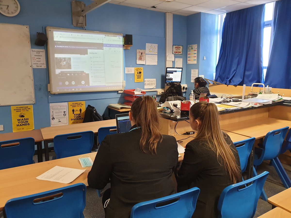 BoclairDyw's tweet photo. Some of our S6 @YoungSTEMLeader hosts all set up to host our live session interviewing real life apprentices. Very proud of their confidence and looking forward to hearing from the speakers! #ScottAppWeek22 #STEM https://t.co/QkQz46O13O