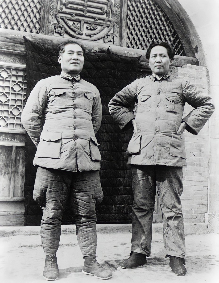 SocialistPics's tweet photo. Mao Tse Tung and Zhang Guotao in Yan'an, China (1938) https://t.co/D2WvNNwSeZ