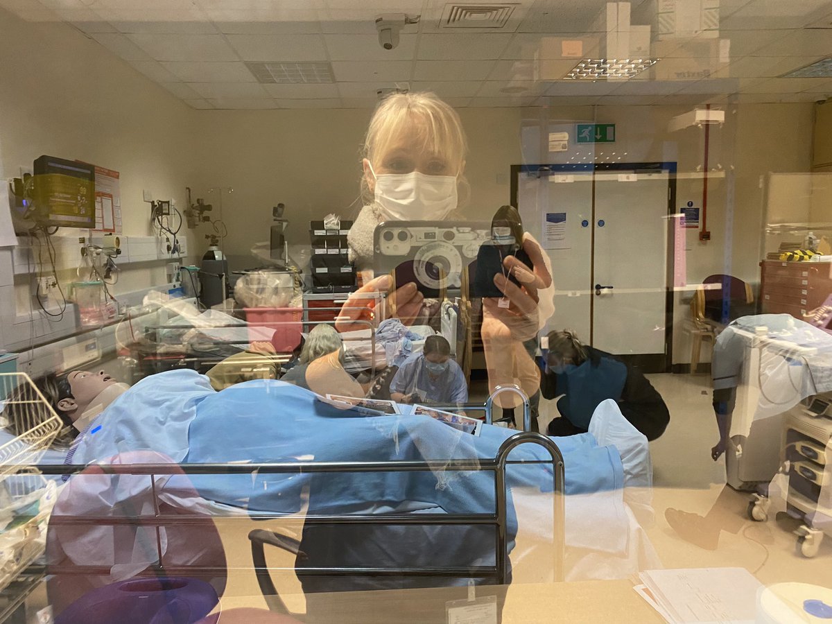 preceptormel's tweet photo. Autumn #preceptorship @UHSussex (east) sim & skills day. Focusing on learning about #falls this morning , involving Cassie our Safer Care Sister & Dawn, our M&H Lead to use the #Hoverjack to move patient safely from floor to bed. https://t.co/wQjfUlCJHx