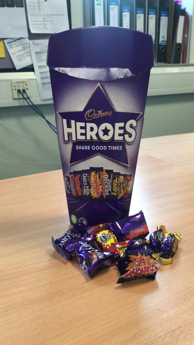 DvhSimulation's tweet image. Clinical Education &amp;amp; the Simulation team celebrating International Women&apos;s Day. The team are welcoming staff to pop by to collect their daffodils &amp;amp; a chocolate 🌻 #InternationalWomensDay2022  @DvhSimulation @ClinicalEd_DVH