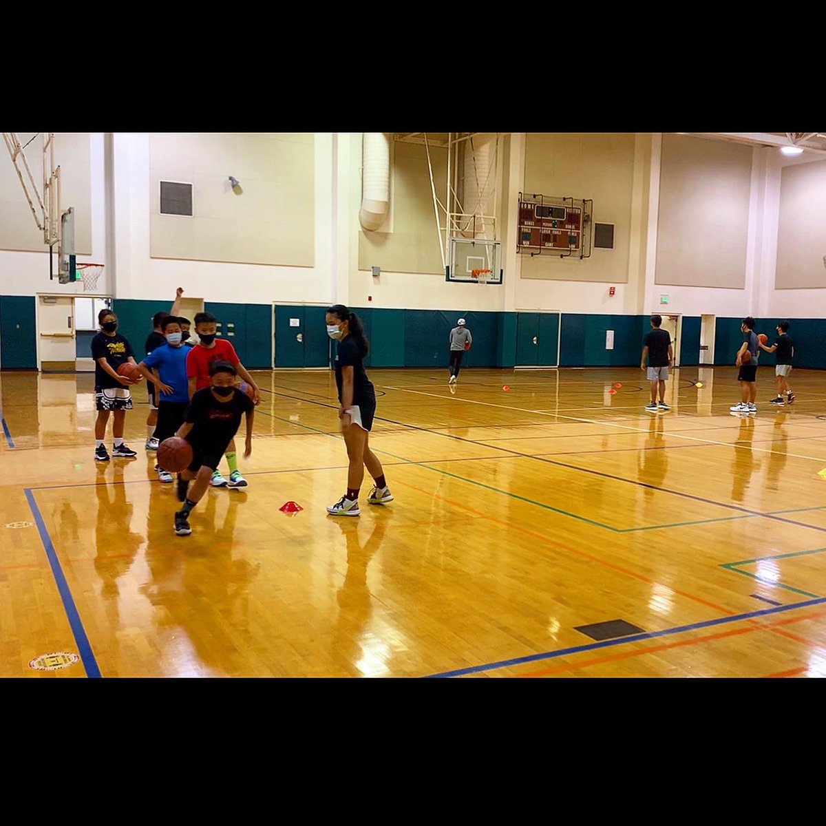 GTbball's tweet photo. We are one week away from the start of YAC Winter 2022. There’s still time to register but don’t delay as roster space is VERY limited. Some big news to announce for spring and summer, so stay tuned for what’s to come!#gametimebball #winter2022 #yac #scpr @JustinFujihara https://t.co/bsPy7n1leI