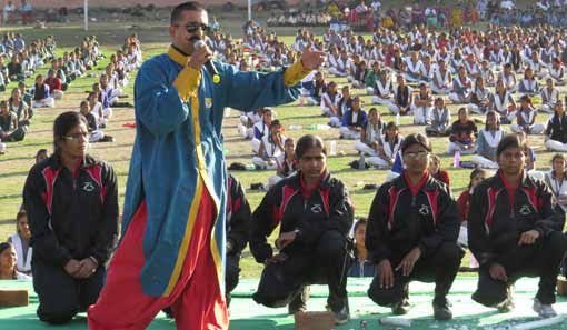 SHIFUJIJAIHIND's tweet photo. मेरा #मिशनप्रहार- मेरा निवेदन है भारत की हर बहन,बेटी,माँ से की आप कृपया ज्ञान,कला,शोहरत से ताक़तवर बनिए!अपने आत्मसम्मान के लिए लड़ना ज़रूर सीखिएगा! आपका एक भाई Masterशीफूजी Shifuji
२
#missionprahar #mastershifuji #Shifuji #happywomensday #womenempowerment
pc- #deekshastyle https://t.co/Go6BJhx4O4