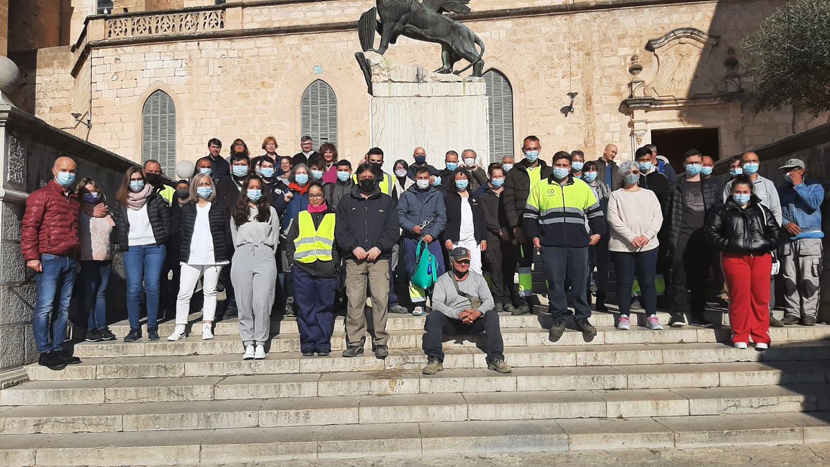 Avui batles i batlesses de la Mancomunitat Pla de Mallorca i el Dtor. Gral. de Model Econòmic i Ocupació s'han reunit amb les persones treballadores del Programa SOIB Reactiva