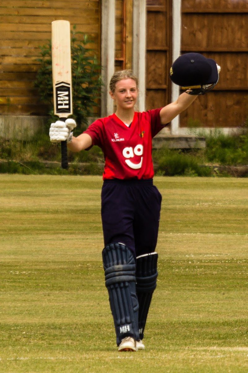 benjamin_heap's tweet photo. #InternationalWomensDay #IWD2022 #BreakTheBias 

We’ve Endless pictures of @libbyheap03 10 year journey so far from an 8 year old meeting Charlotte Edwards - to touring Dubai with Lancashire.
We could not be prouder. @shellybenheap @WCricketChat @WomensCricDay https://t.co/XSk29yifED