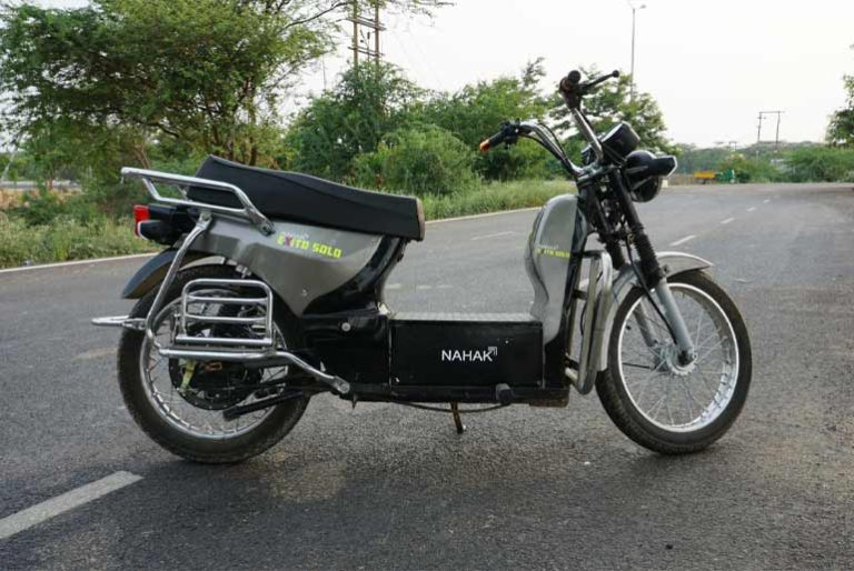 MediaInfoline's tweet photo. Nahak Motors launches Exito Solo, a 100% Made in India E-Moped

More : https://t.co/7Q4UrfltUL

#mediainfoline #NahakMotors #launch #ExitoSolo #MadeinIndia #EMoped 

@GroupNahak https://t.co/tpQwot89me