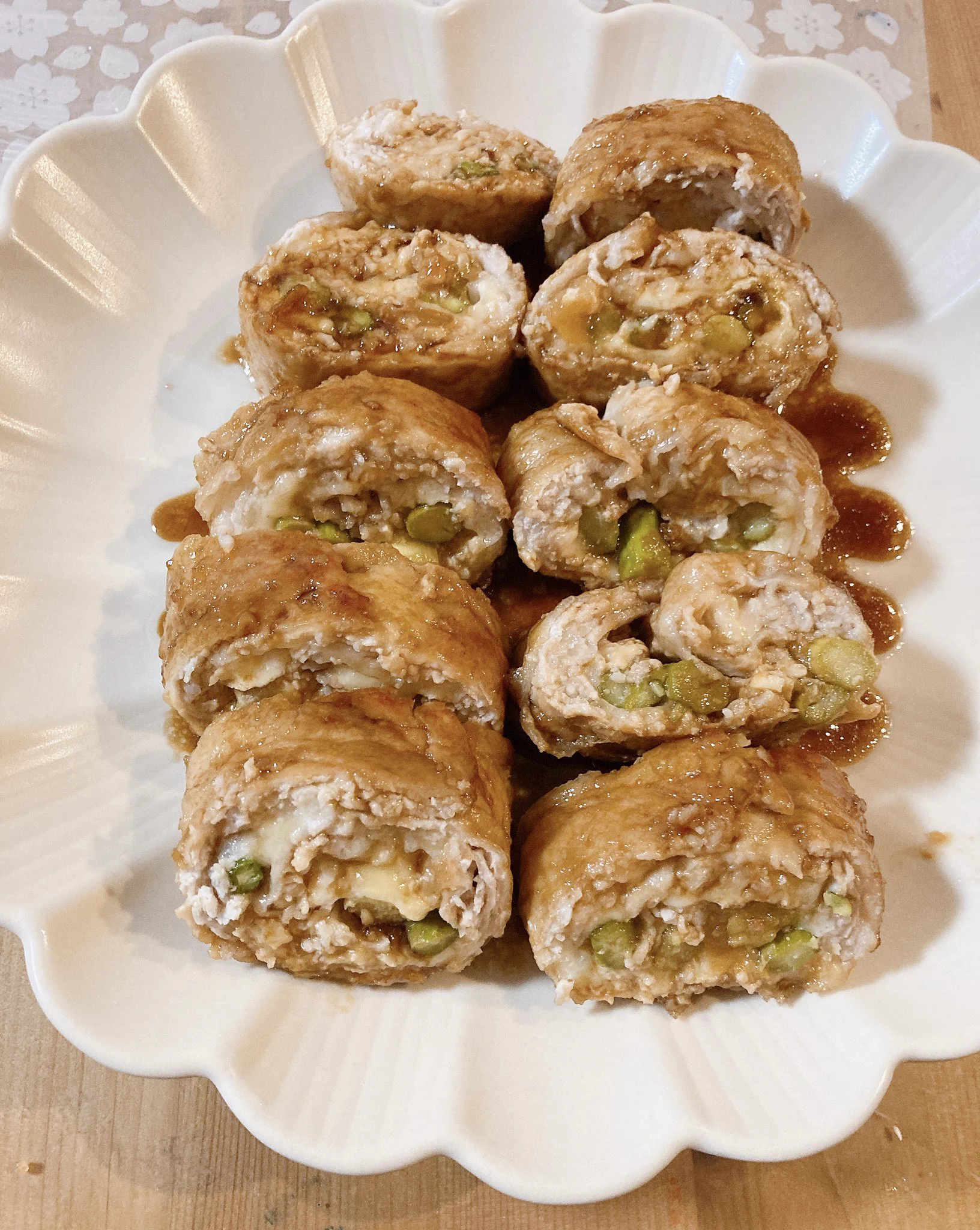 ぼくさんのこのレシピ大葉なかったからアスパラ入れて作ったけどめちゃうんまかった  