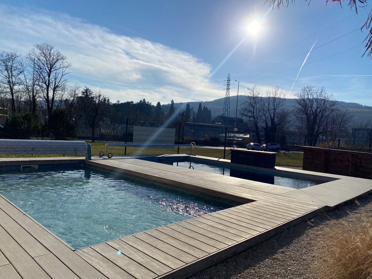 Un nouveau Contrat initiative emploi jeune initié par le Pôle emploi de Firminy. Mr Quentin Perrin et l’entreprise LABEL PISCINE ont signé un CDI sur un poste d’installateur piscine, à compter du 10/03/2022.
Belle collaboration ! 👋👋