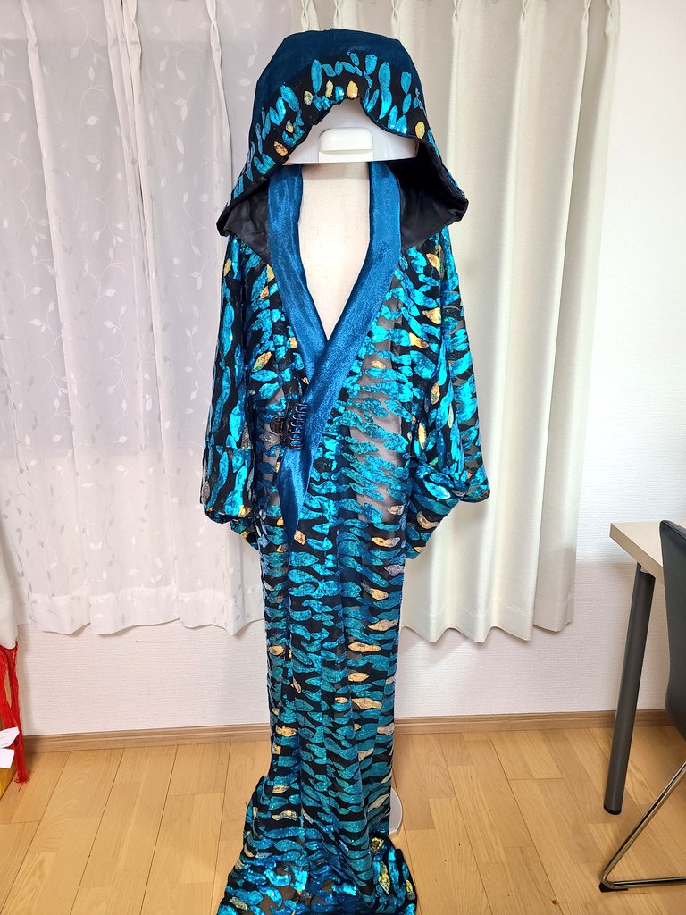 R84】裾引き 水色 藤の花 引き摺り 衣装 舞踊 大衆演劇 舞台 www