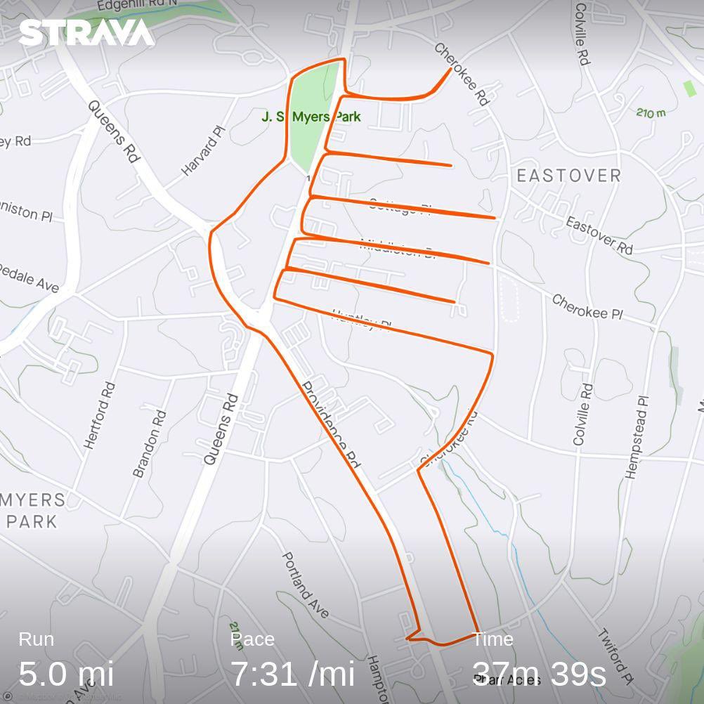 slaughterF3's tweet photo. 8 of us at #RingRun for a @F3_ReddFoxx birthday Q which started with 37 burpees @F3Metro
https://t.co/q93mTdNXp0 https://t.co/KwI4jrb9o5