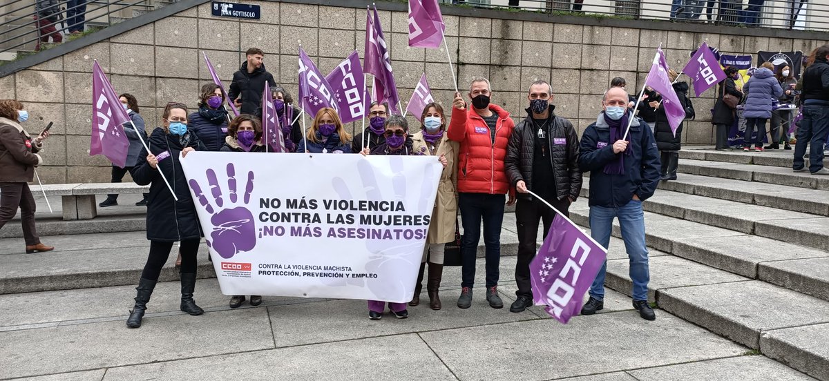 ccooaytomadrid's tweet photo. 🟣 #EstaPando, #ccooaytomadrid en la concentración de la Plaza del Museo Reina Sofía
#8M2022 #TenemosUnPlan
🟣En #ccooaytomadrid tenemos nuestro II Plan de Igualdad https://t.co/RqxvgDt1wC