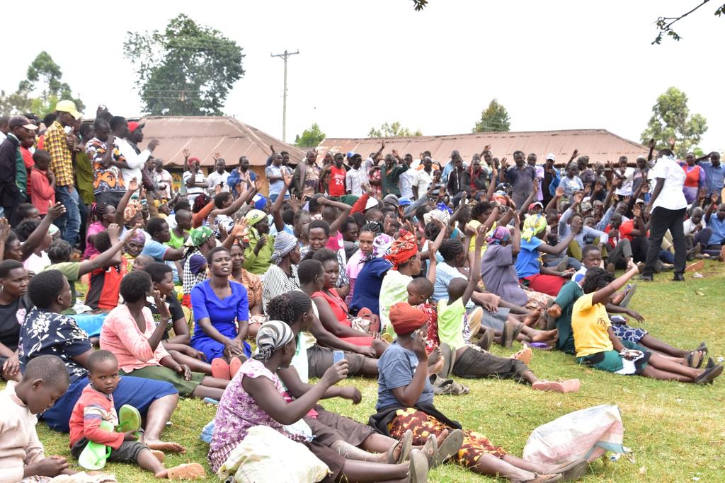 TruthPatrol254's tweet photo. Hon Speaker Joshua Kiptoo @kiptoojoshua8 in an interactive meeting at Kibungu trading centre, drumming support for his county gubernatorial bid. Chepkumia Ward, Emgwen subcounty.

#FixNandi
#NandiKwanza
Naet ak Imanda https://t.co/BbAAnLo4vi