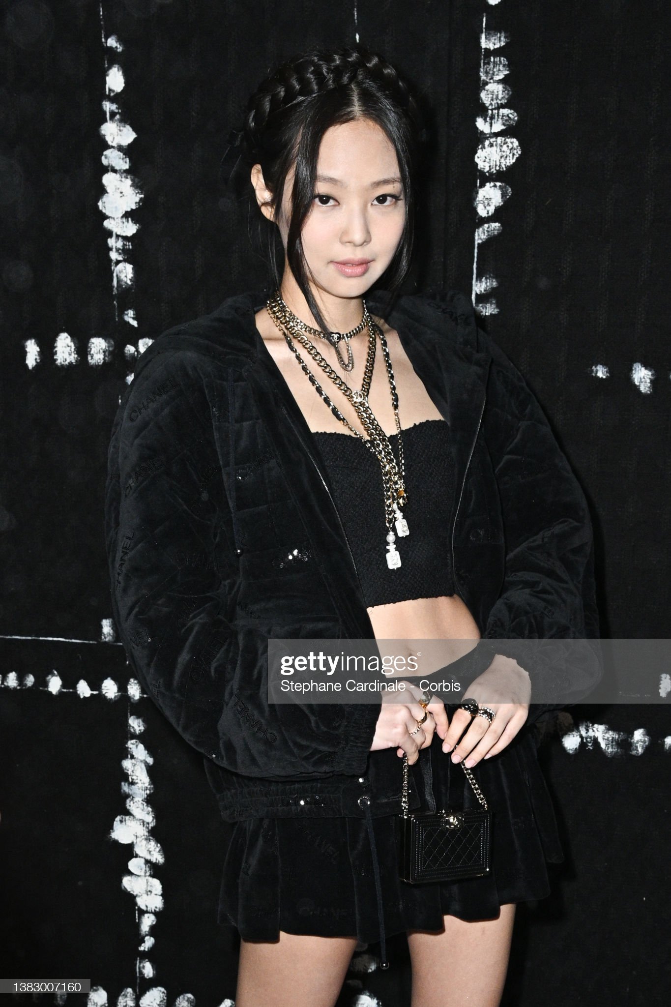 BLACKPINK Jennie Attends Chanel SS22 Paris Show