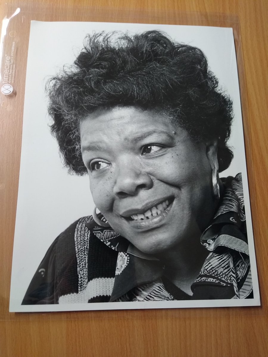 “Love recognizes no barriers. It jumps hurdles, leaps fences, penetrates walls to arrive at its destination full of hope.”
- Maya Angelou

Here's one of Raissa's photographs of Maya, taken in 1987.

#IWD2022 #InternationalWomensDay