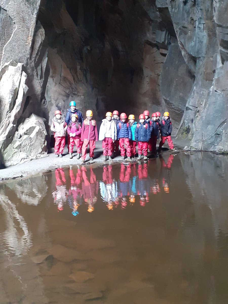 valleygardensnt's tweet image. We had some of the groups going caving today during their long walk around some quarries 

Plenty of singing as well! We&apos;ll let them perform for you when they get home 🎙🎤

#HighBorrans