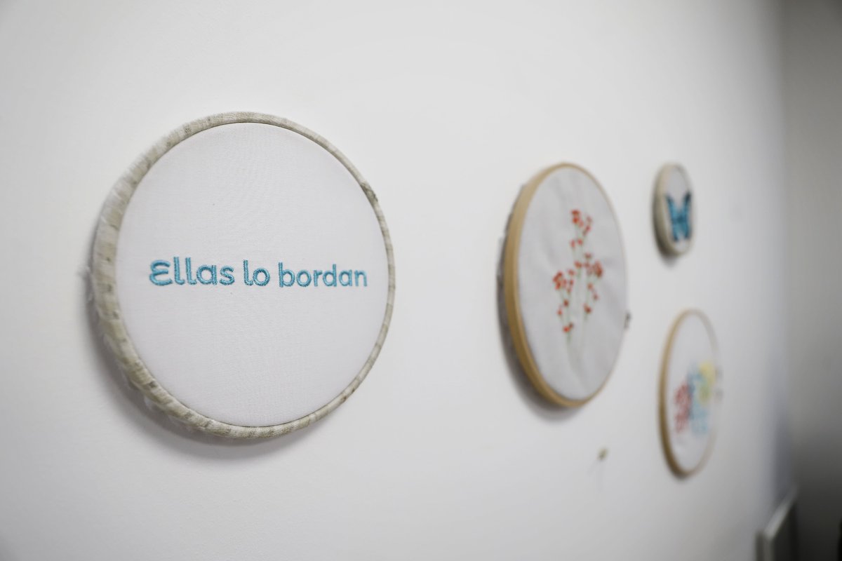 .<a href="/MercedesDS21/">Mercedes González</a> ha visitado esta tarde el taller textil de ‘Ellas lo Bordan’, un proyecto de inserción que ofrece oportunidades laborales a mujeres en situación de vulnerabilidad. #8M2022 

➕ℹ️👉cutt.ly/lATIGN5